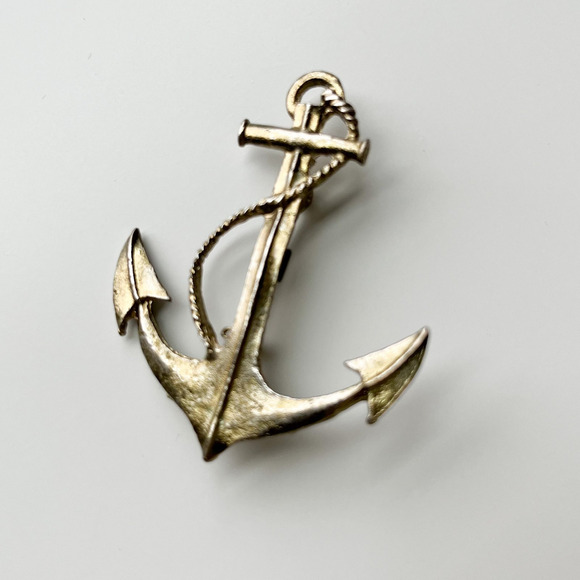 no brand Jewelry - Vintage Gold Tone Anchor Brooch Nautical Coastal Preppy